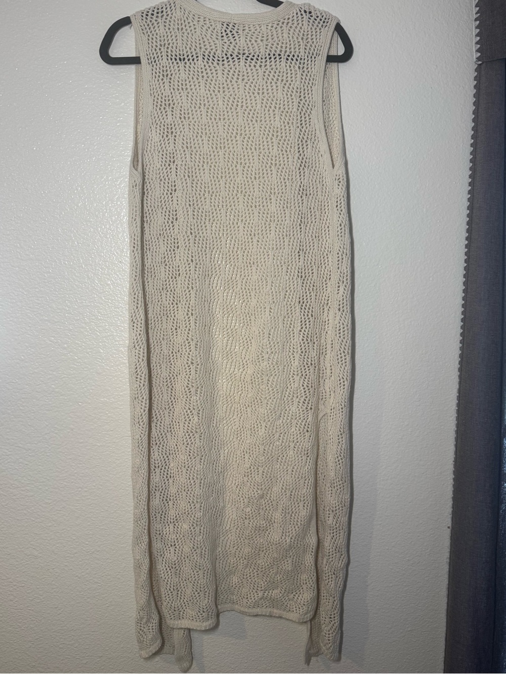 2 piece Cream Open-Knit Long Vest with crop tank. - Picture 8 of 9